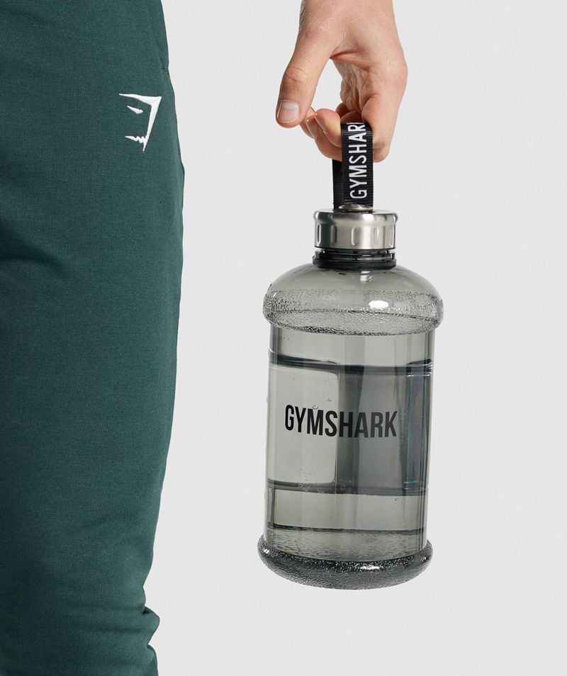 https://www.gymsharkstorenyc.com/images/gymsharkstorenyc/Men_s_Gymshark_44oz_Water_Bottles_Black_-7192-BQYTV.jpg